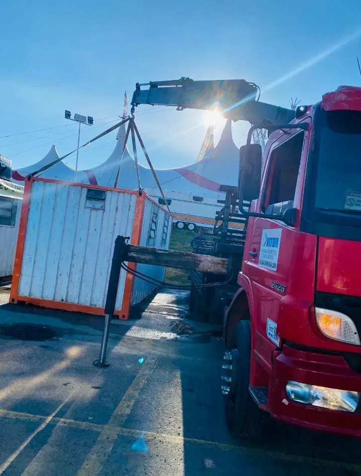 Parceria LC CONTAINERS e CARGOVITOR TRANSPORTES